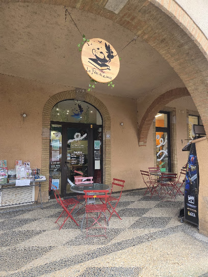 Librairie - Salon De Thé - Les Fées Des Livres Librairie à Nègrepelisse