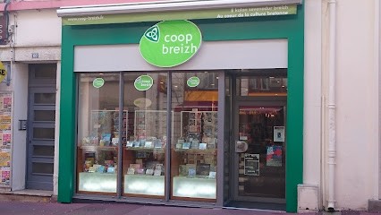 Magasin Coop Breizh : Livres, Musique, Souvenirs..., Librairie à Lorient