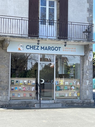 Librairie Boutique Chez Margot, Librairie à Cambo-les-Bains