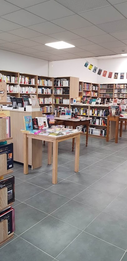 2 Sœurs Mille Pages 1 Café, Librairie à Torcy